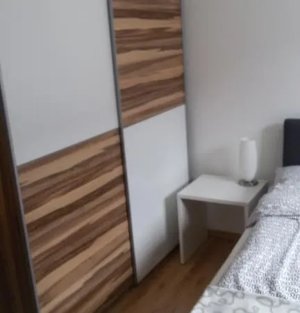 Apartman Irek 1000l Pp *